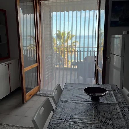 Tocco Di Mare Vakantiehuis SantʼAlessio Siculo